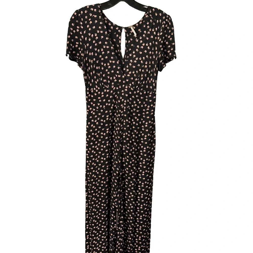Free People Mia Jumpsuit Black W/ Pink Roses V-Neck Keyhole Back Size 2
